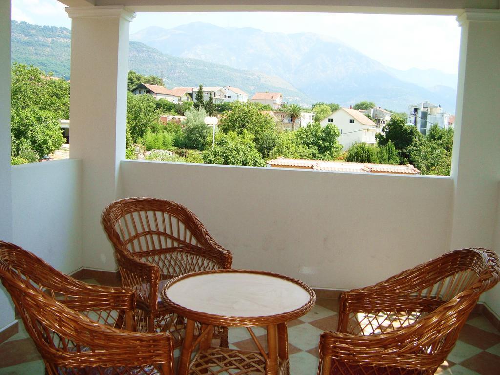 Rolovina Appartement Tivat
