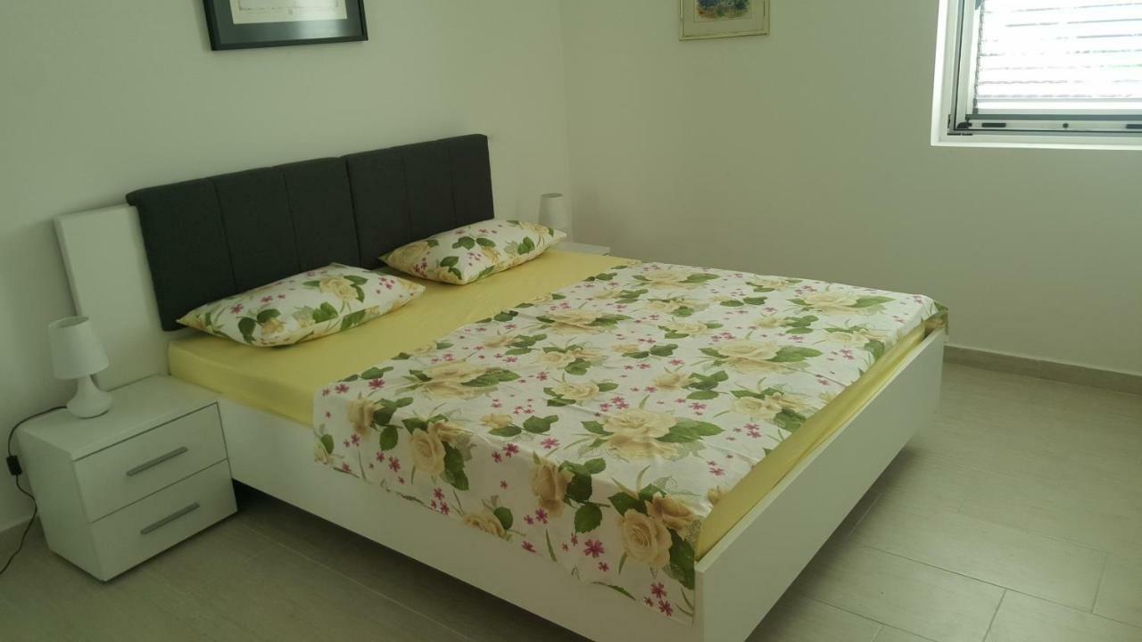 Appartement Rolovina *